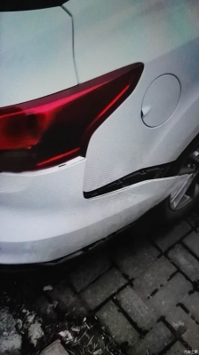 赤峰修保險杠電話是多少號-第1張圖片