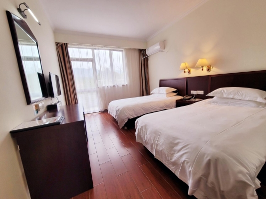 赤峰譚家烤鴨店電話地址查詢-第1張圖片