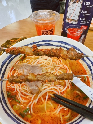 赤峰解放街牛肉面館電話號(hào)碼-第1張圖片