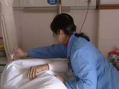 內(nèi)蒙古赤峰美容店電話號(hào)碼-第1張圖片