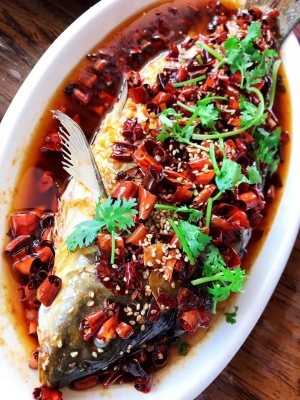 赤峰三橋飯店電話號(hào)碼多少-第1張圖片