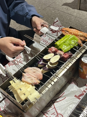 赤峰小爐小串燒烤店電話號碼-第1張圖片