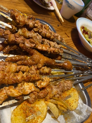 赤峰老頭烤腰子店電話號碼多少-第1張圖片