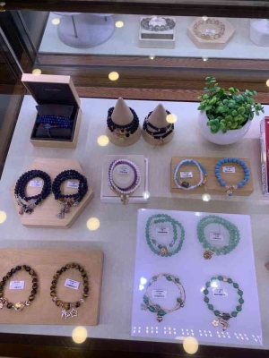 赤峰萬達銀飾抵押電話號碼-第1張圖片