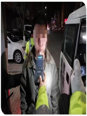 赤峰市酒駕舉報(bào)電話是多少-第1張圖片