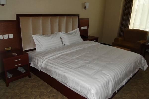 赤峰巧笑嫣然酒店電話號碼查詢-第1張圖片