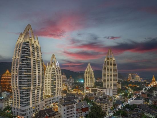 赤峰彩虹橋星光夜市電話號(hào)碼-第1張圖片