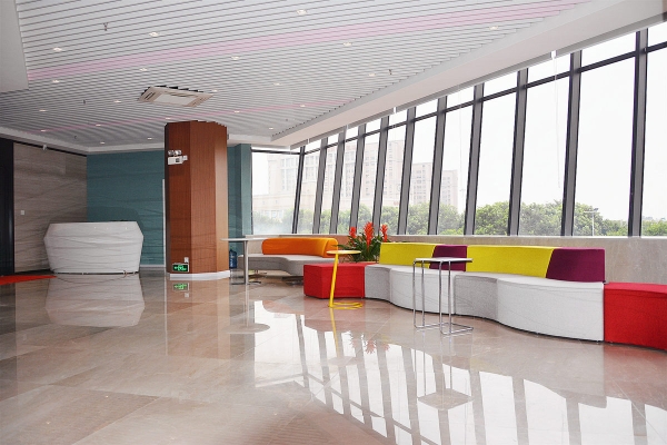 赤峰德康醫(yī)院馮愛軍電話號(hào)碼-第1張圖片