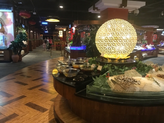 赤峰奧萊廣場龍騰店電話號(hào)碼-第1張圖片