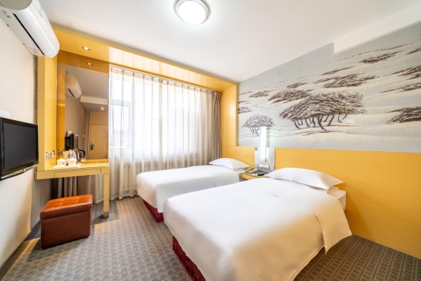 赤峰賓館婚房電話多少啊-第1張圖片