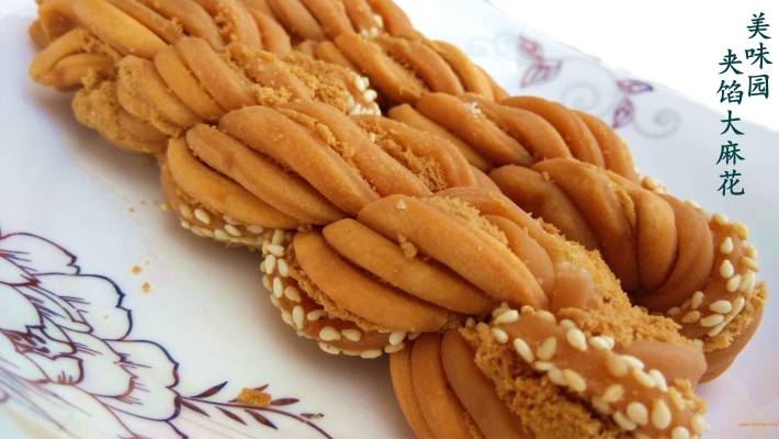 赤峰餅干禮盒廠家電話多少號-第1張圖片