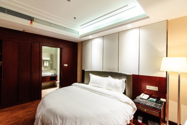 內蒙古赤峰元亨酒店電話號碼-第1張圖片