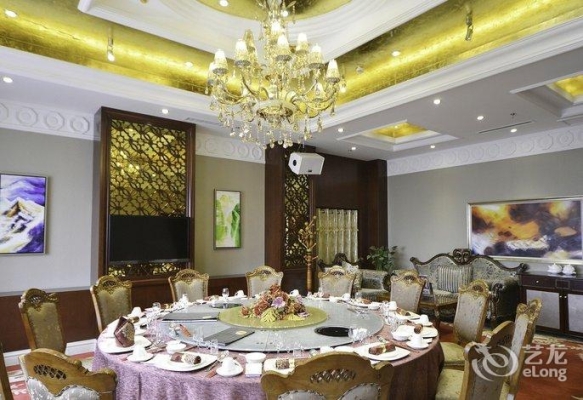 赤峰白酒蛋糕店電話號碼多少-第1張圖片