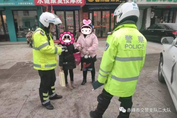 赤峰市修鑰匙電話號碼是多少-第1張圖片