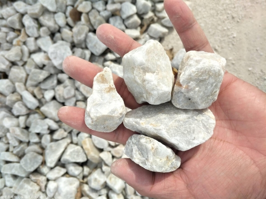 赤峰精致石英砂廠家電話號(hào)碼-第1張圖片