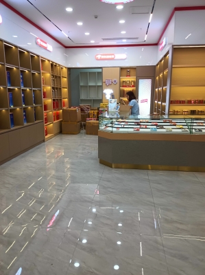 赤峰市京東酒世界店電話號(hào)碼-第1張圖片