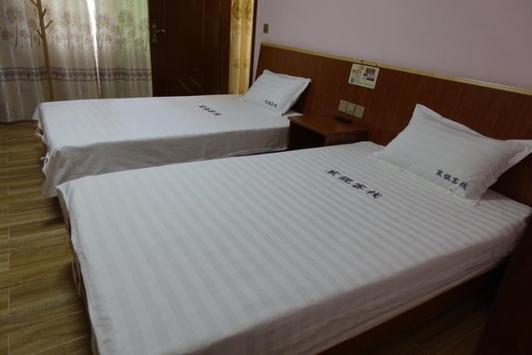 赤峰六號(hào)客棧電話號(hào)碼查詢-第1張圖片