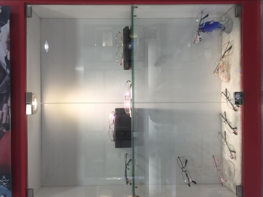 赤峰超薄鏡片廠家電話號碼查詢-第1張圖片