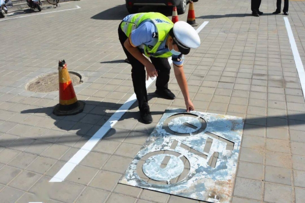 赤峰橋北停車場出租電話號碼-第1張圖片