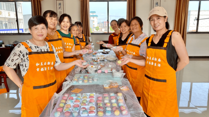 赤峰新廟月餅店電話號(hào)碼多少-第1張圖片