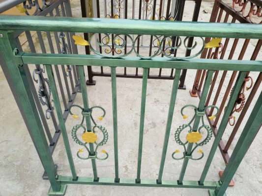 赤峰鋁藝護(hù)欄制造商電話號(hào)碼-第1張圖片