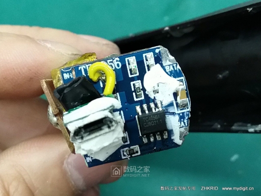 赤峰修充電器電話號碼是多少-第1張圖片