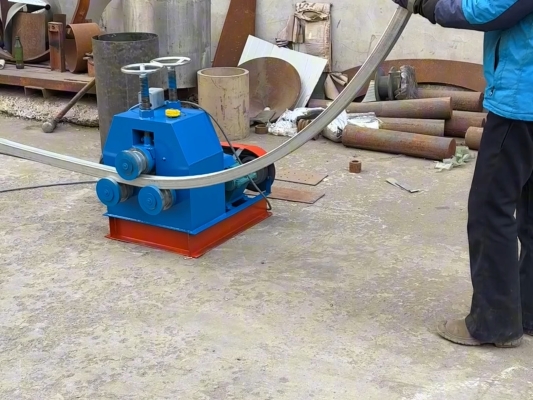 赤峰方管彎弧機(jī)銷售電話地址-第1張圖片