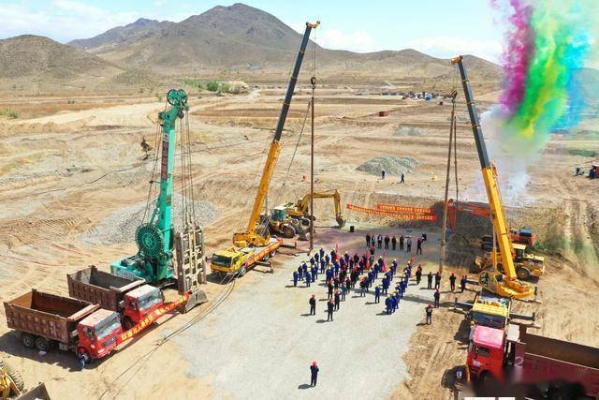 赤峰工程踢腳板廠家電話號(hào)碼-第1張圖片