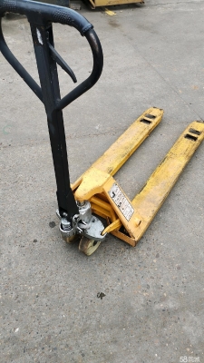 赤峰市維修叉車聯(lián)系電話號碼-第1張圖片