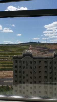 赤峰市內(nèi)租衣服的地方電話號(hào)碼-第1張圖片