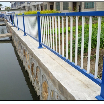 赤峰市河道護(hù)欄廠家電話號(hào)碼-第1張圖片