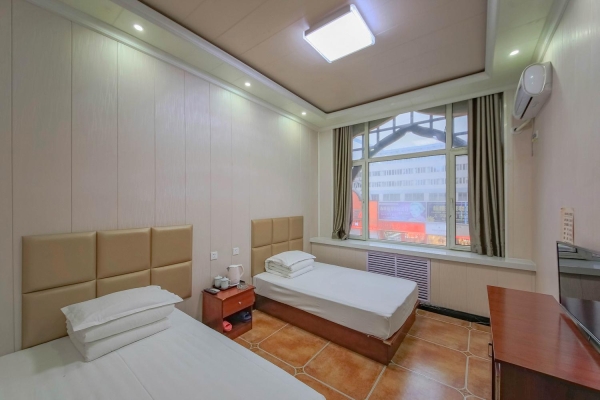 赤峰瑞港賓館電話號碼多少號-第1張圖片