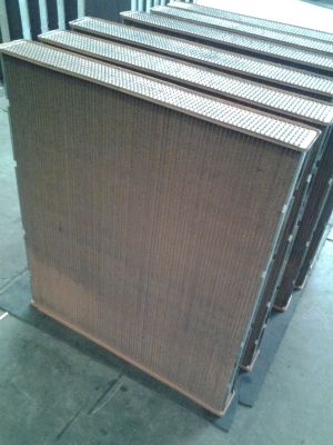 赤峰裝載機水箱批發(fā)電話號碼-第1張圖片