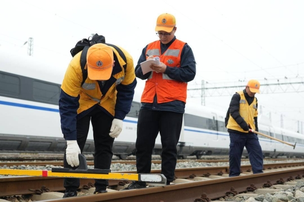赤峰工務(wù)段租房電話號(hào)碼查詢-第1張圖片