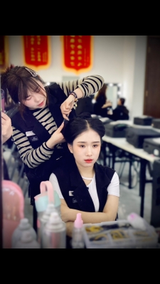 赤峰紅山紋繡店電話(huà)多少號(hào)-第1張圖片