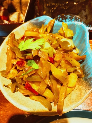 赤峰站前街燒烤電話號(hào)碼多少-第1張圖片