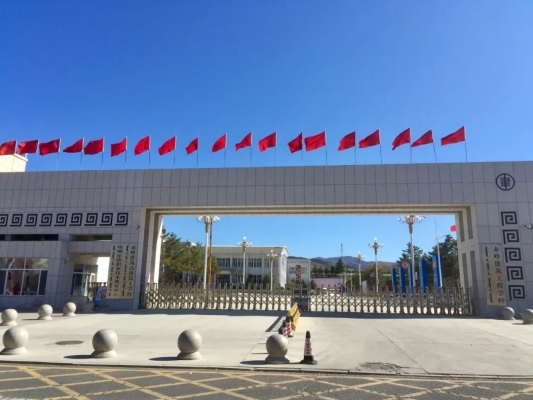 赤峰翩然舞館地址電話是多少號-第1張圖片