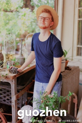 赤峰男士寫(xiě)真團(tuán)購(gòu)電話多少號(hào)-第1張圖片