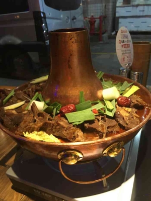 赤峰喝酒小館電話號(hào)碼多少號(hào)-第1張圖片