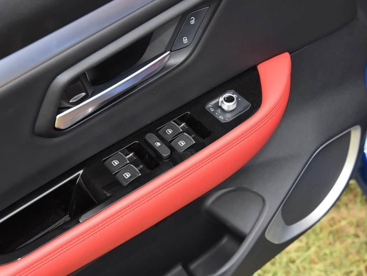 赤峰世順哈弗長城店電話號碼-第1張圖片