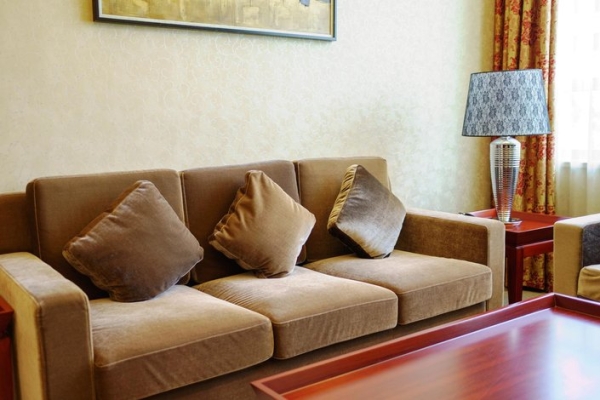 赤峰市晨陽客棧電話地址查詢-第1張圖片