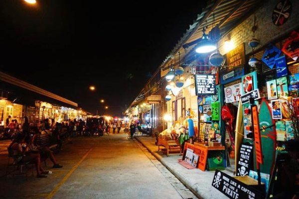 赤峰火車頭餐飲電話號碼查詢-第1張圖片