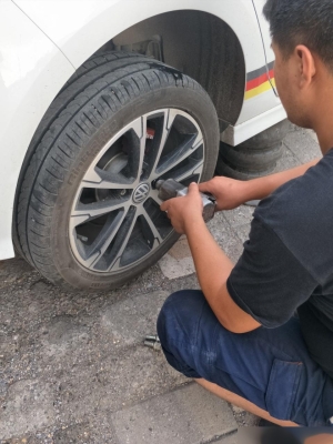 赤峰換摩托輪胎電話號碼是多少-第1張圖片