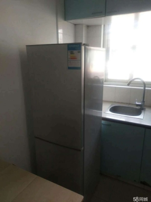 赤峰小區(qū)漏雨怎么辦啊電話-第1張圖片