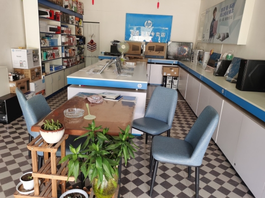 赤峰紫光電腦專賣店電話號(hào)碼-第1張圖片