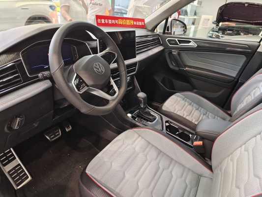 赤峰途觀內飾翻新店電話號碼-第1張圖片