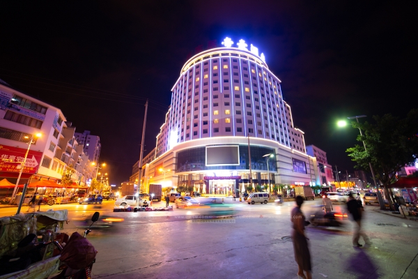 赤峰億達酒店電話多少號碼-第1張圖片