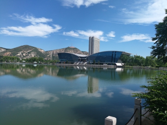 赤峰批發(fā)壁紙電話號(hào)碼是多少號(hào)-第1張圖片