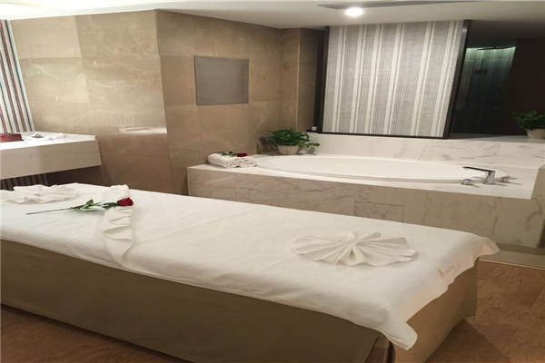 赤峰鉑爾曼酒店電話多少號-第1張圖片