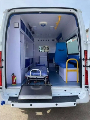 赤峰市經(jīng)棚鎮(zhèn)租車電話號碼-第1張圖片